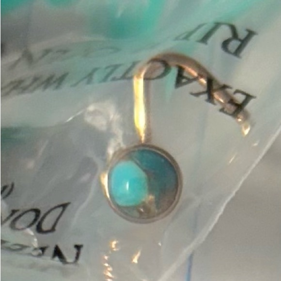 🌊🏵️14K Rose Gold Turquoise and Copper Nostril Screw - Picture 3 of 3
